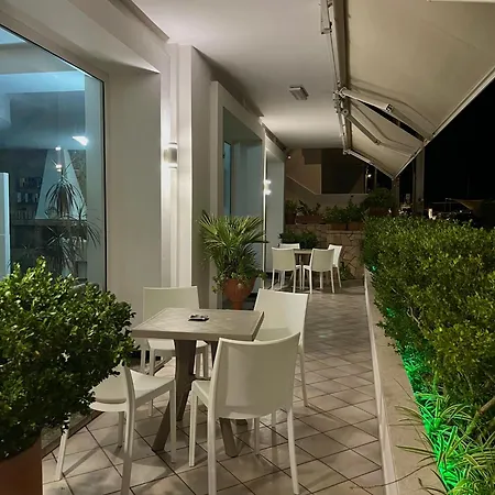 Degli Ulivi Szálloda 3*