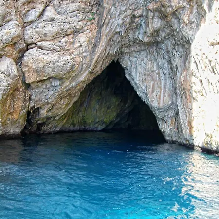 Szálloda Degli Ulivi Castro (Lecce)