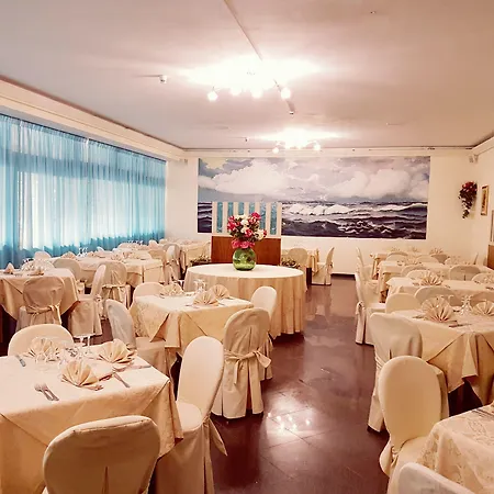 Szálloda Degli Ulivi Castro (Lecce)