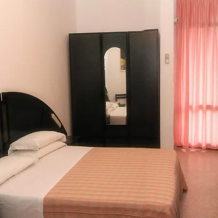 Degli Ulivi فندق 3*