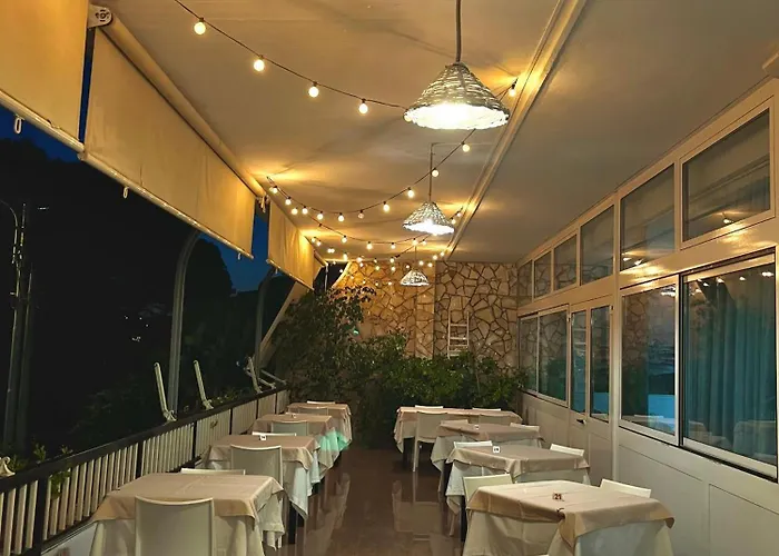 Degli Ulivi 3*