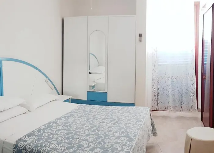 Degli Ulivi 3*